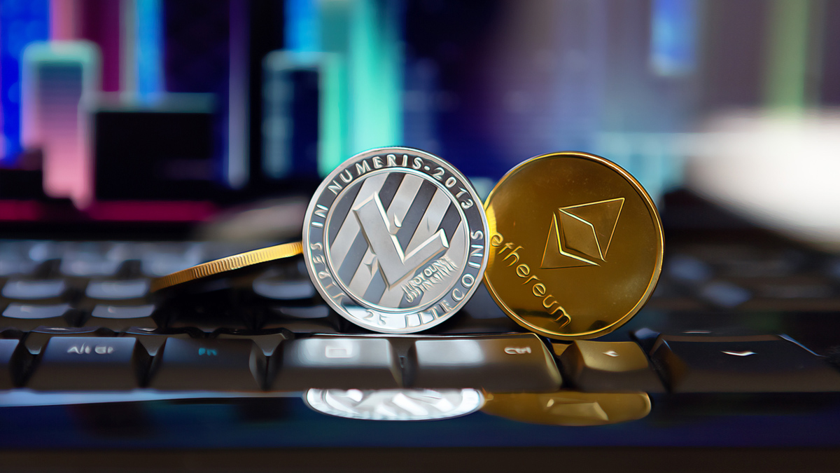 Peter Thiel and Palmer Lucky Make Waves with Erebor Bank Approval