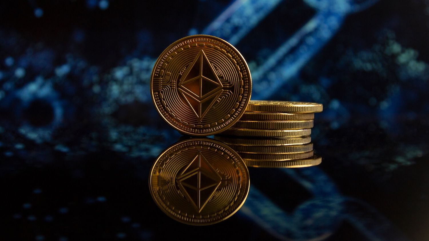 Ethereum Hits Record 327K Daily New Wallets — A Signal Before Major Rally?