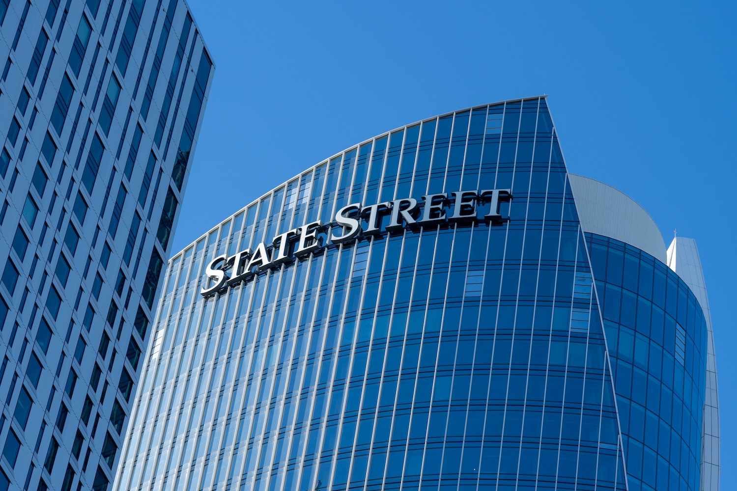 State Street Launches Digital Asset Platform, Chasing JPMorgan And BlackRock In Tokenization Race