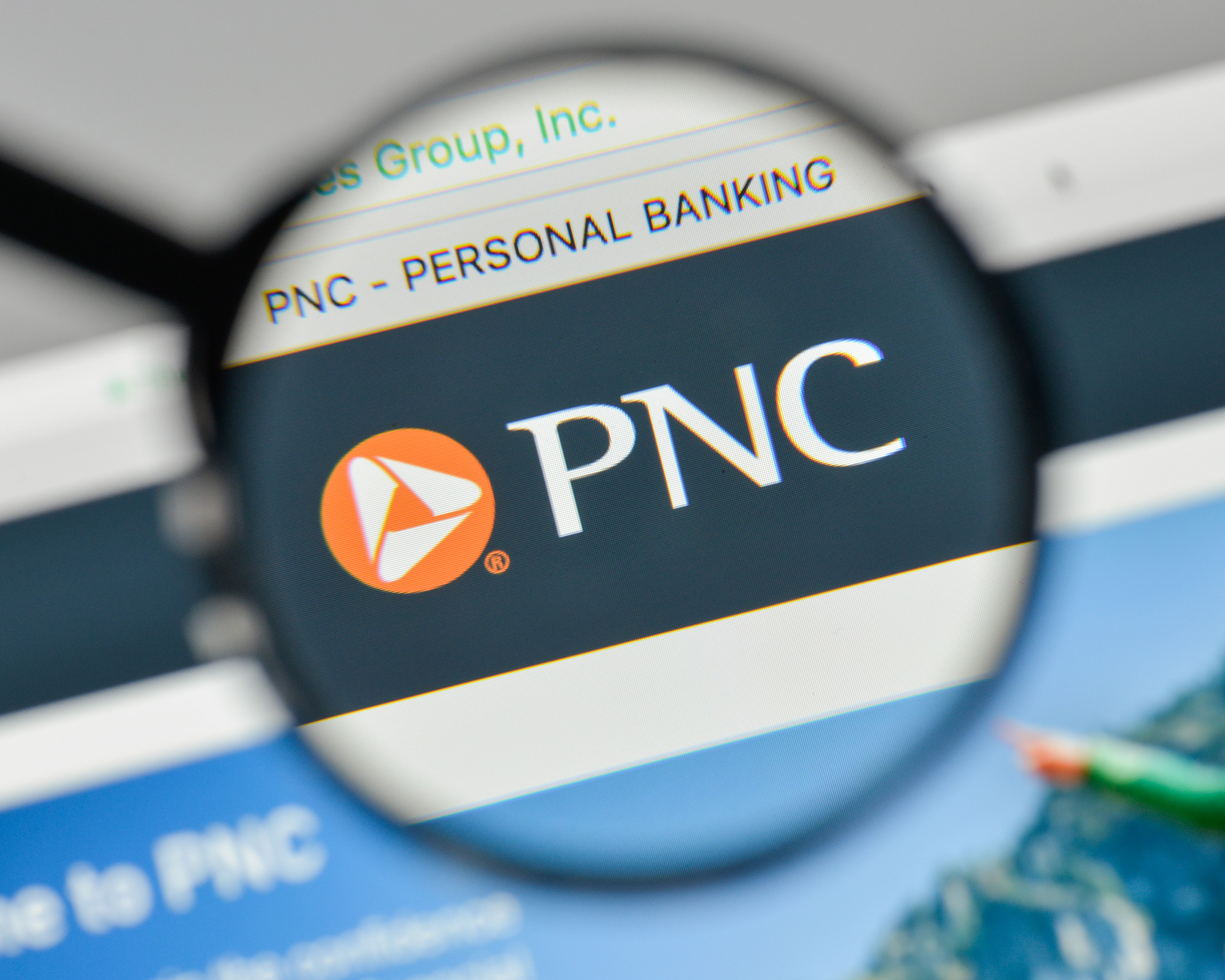 PNC Financial Services Beats Q3 2025 Estimates, Raises Growth Outlook