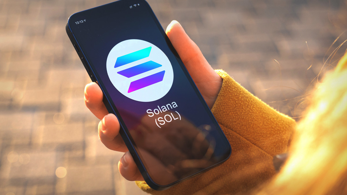 Abra CEO unveils synthetic dollar built on Solana to replace bank-backed stablecoins